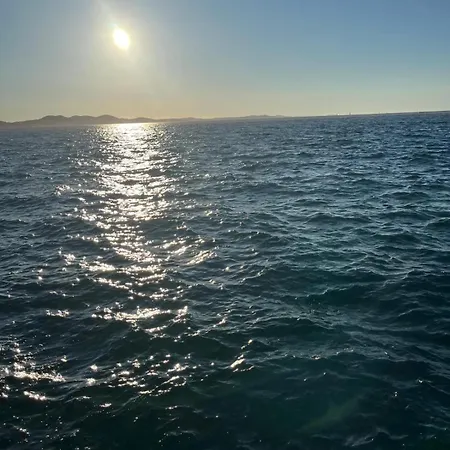 شقة Sun & Sea زادار